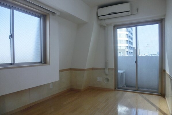 アムス四谷三丁目の物件内観写真